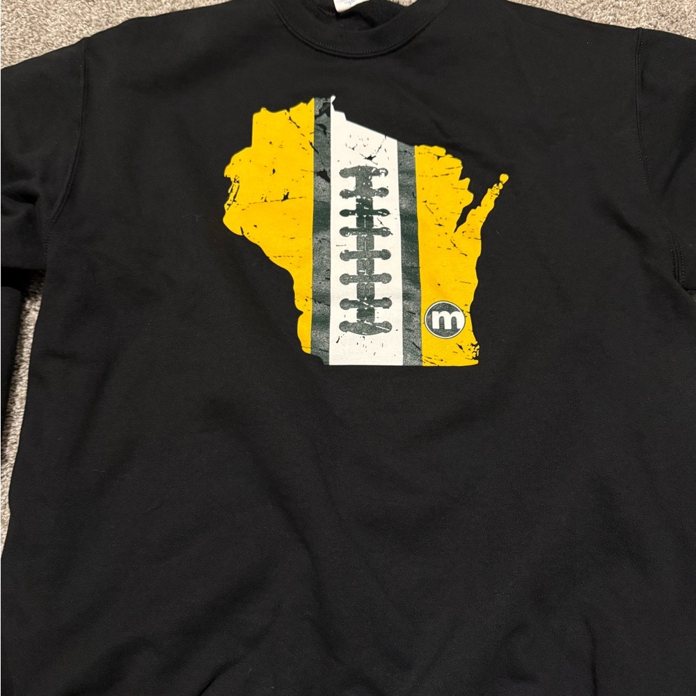 Black Sweatshirt Wisconsin/ packers theme
